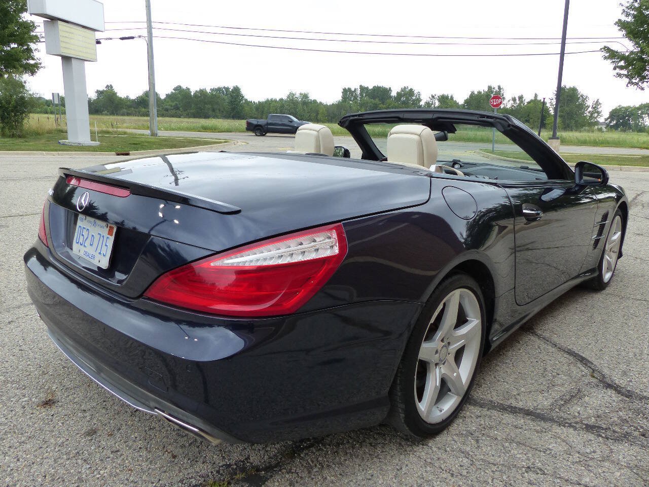 Used 2014 Mercedes-Benz SL 550 image 10