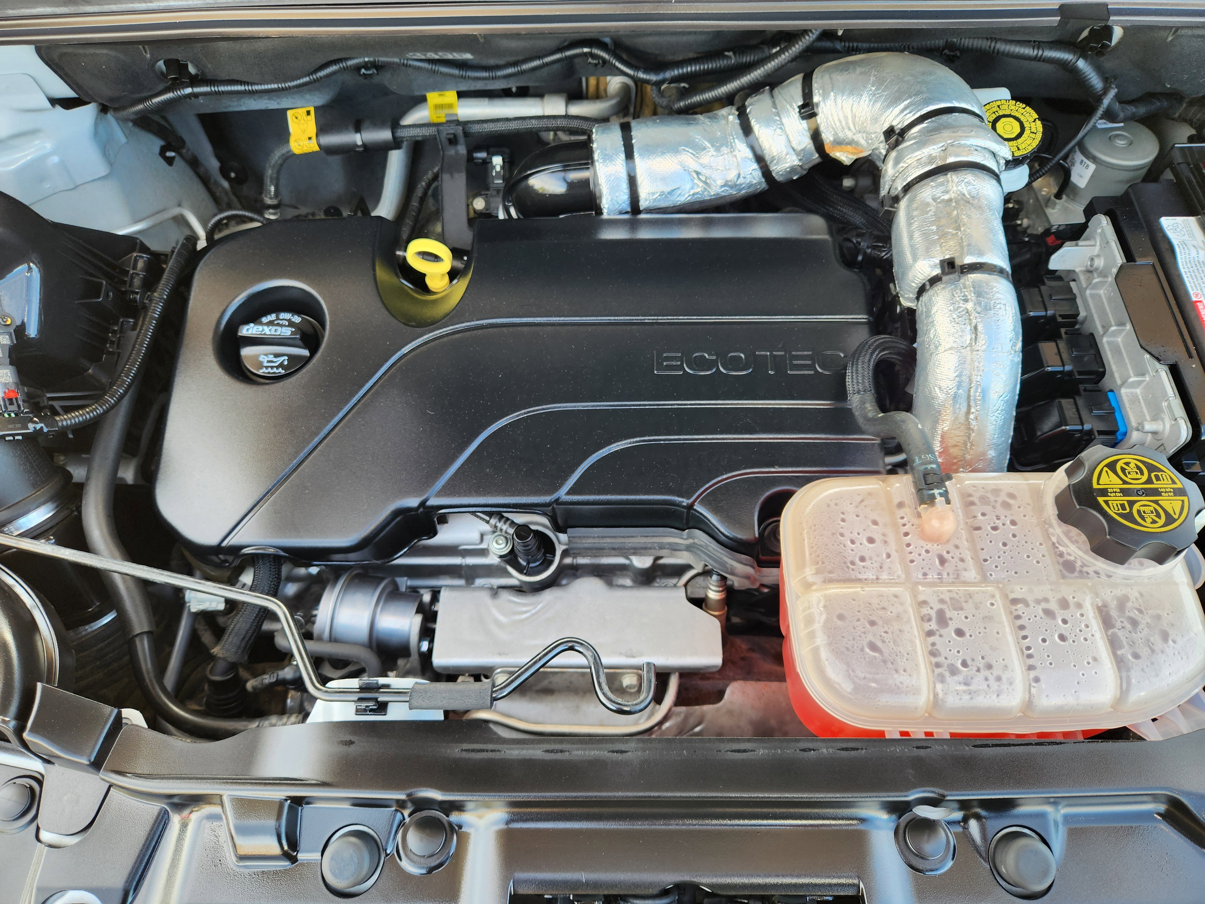 Used 2022 Chevrolet Trax LT w/ Sport Edition image 35