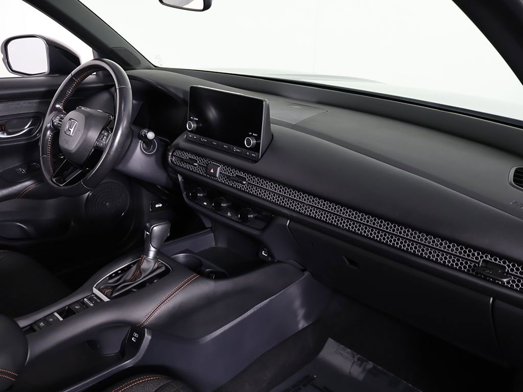 Used 2025 Honda HR-V Sport image 26