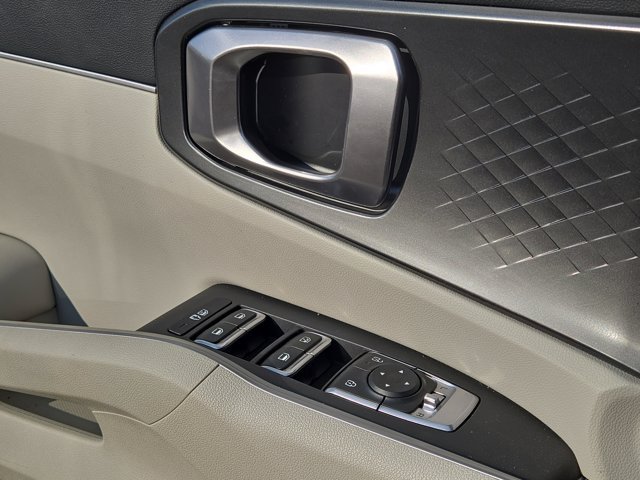 Used 2025 Kia Sorento S w/ Panoramic Sunroof Package FWD image 23