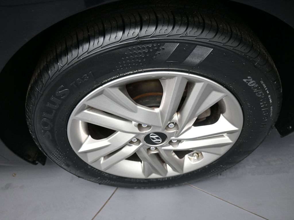 Used 2020 Hyundai Elantra SEL w/ Cargo Package (C1) FWD image 15