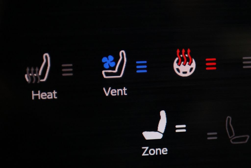 Used 2026 RAM 1500 Limited AWD/4WD image 28