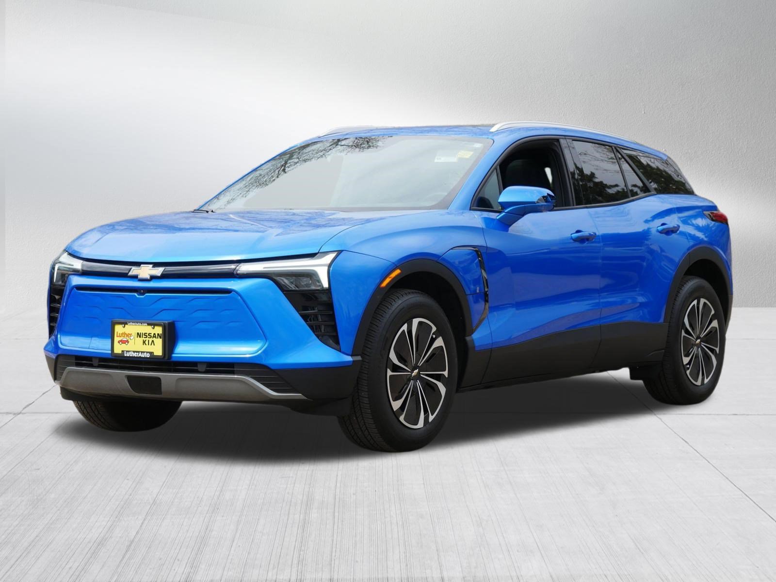 Used 2024 Chevrolet Blazer EV LT image 3