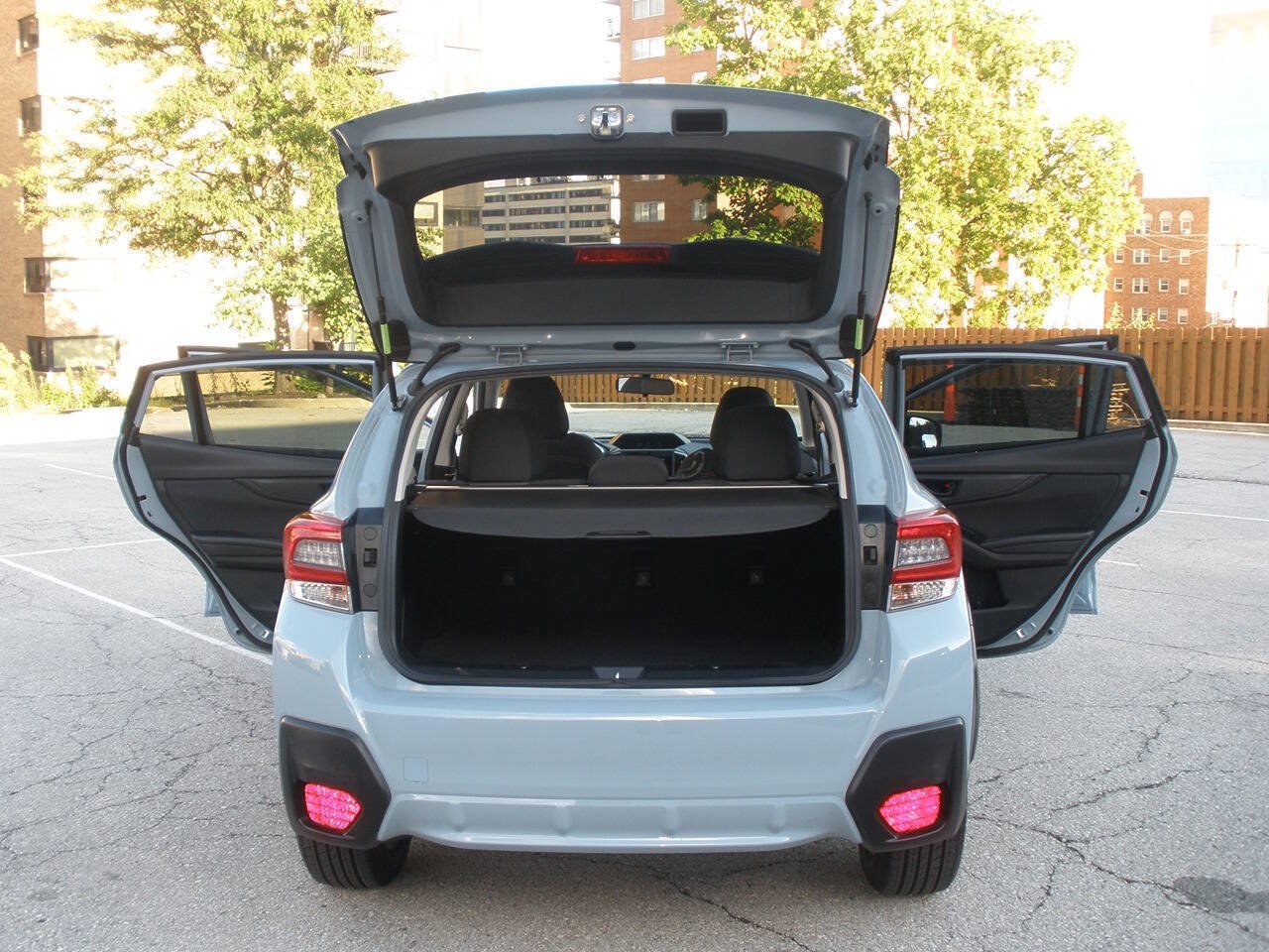 Used 2020 Subaru Crosstrek 2.0i Premium AWD/4WD image 19