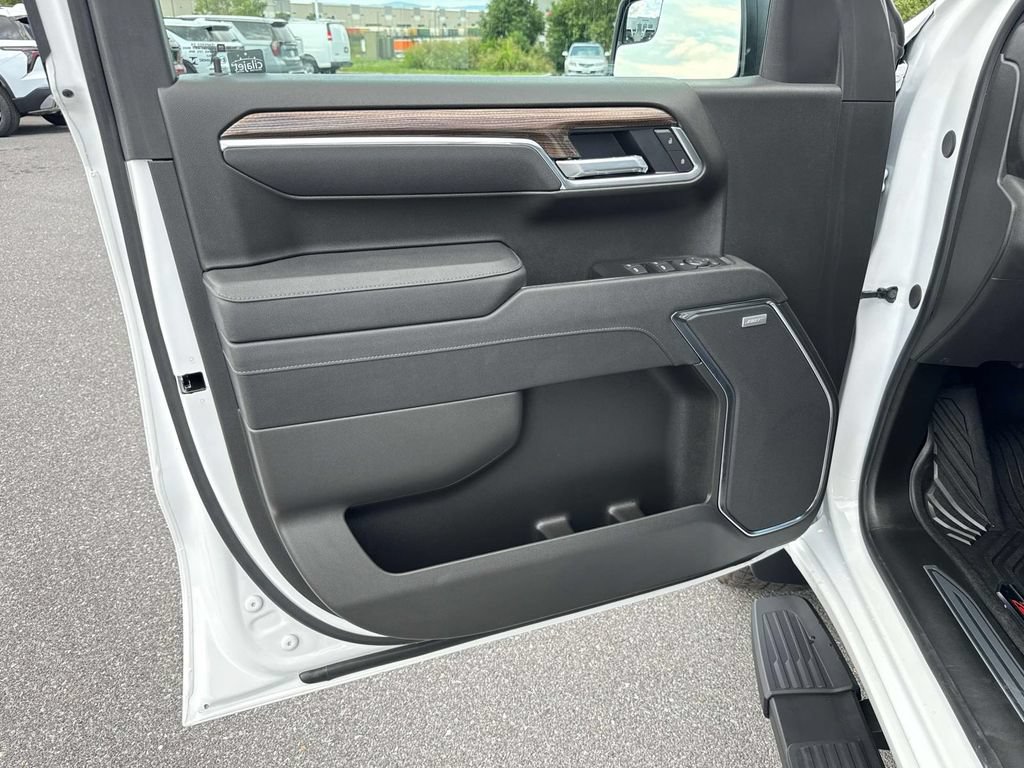 New 2026 Chevrolet Silverado 1500 LT Trail Boss w/ Convenience Package II AWD/4WD image 8