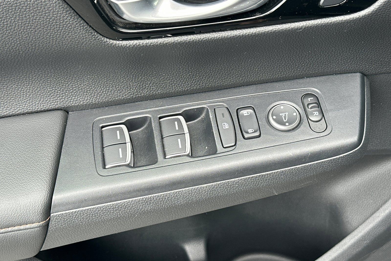 Certified 2023 Honda CR-V Sport Touring image 11