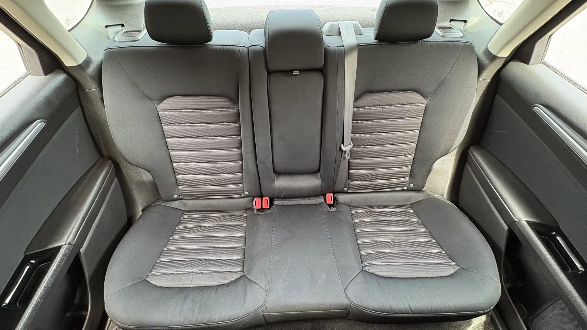 Used 2016 Ford Fusion SE image 29