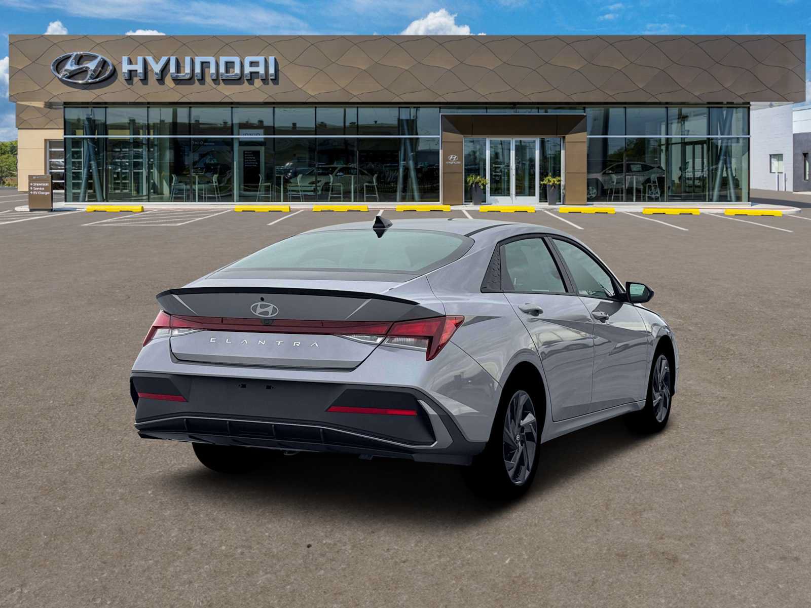 Used 2026 Hyundai Elantra Sport FWD image 7