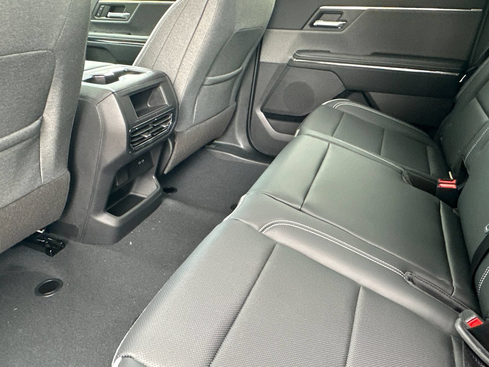 New 2026 GMC Sierra EV Elevation AWD/4WD image 12