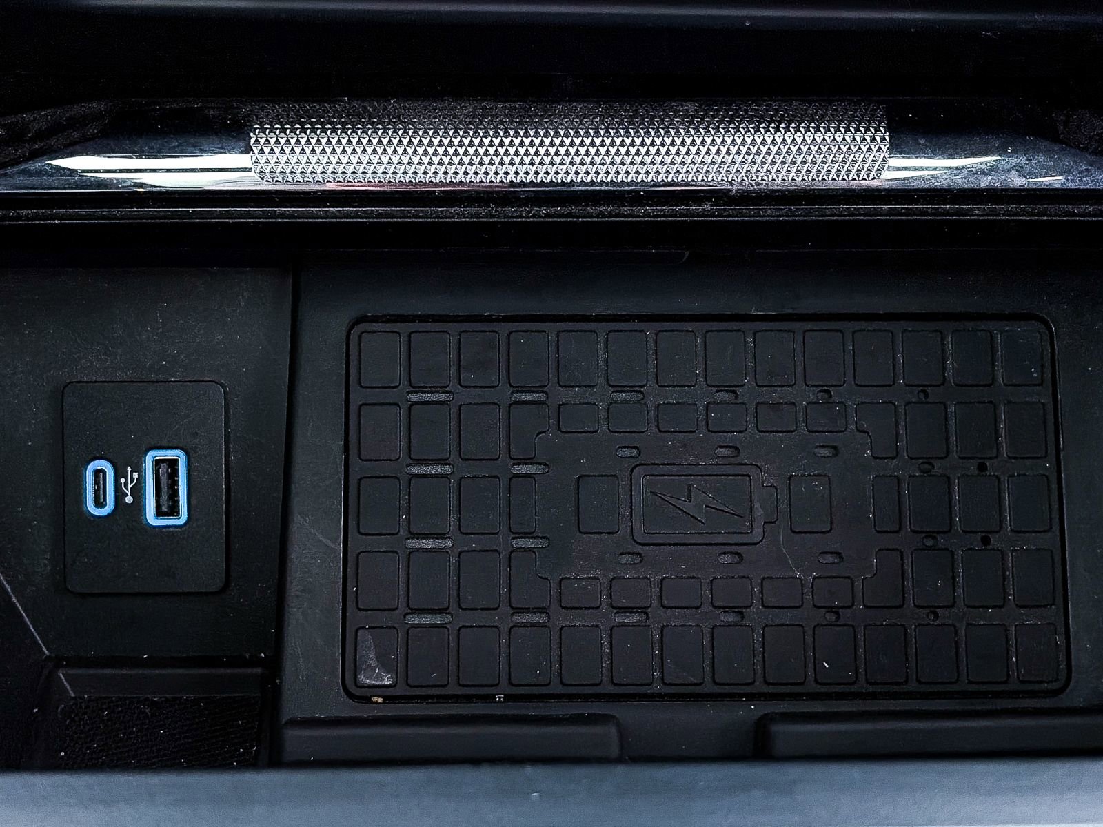 Used 2023 Ford F150 Lariat w/ Equipment Group 502A High AWD/4WD image 27