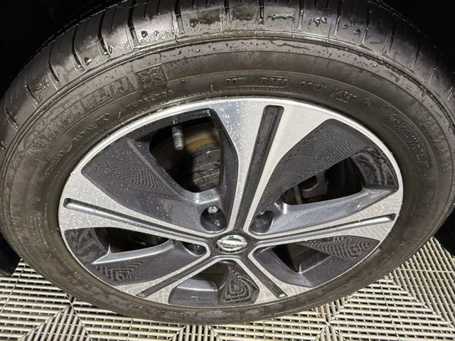 Used 2021 Nissan Leaf SV image 17