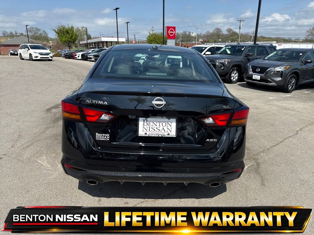 Used 2025 Nissan Altima 2.5 SL AWD/4WD image 9