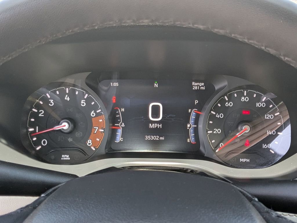 Used 2025 Jeep Compass Limited image 13