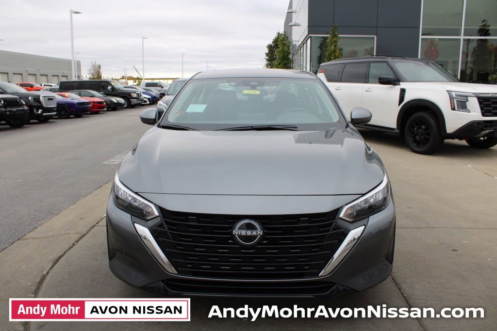 New 2025 Nissan Sentra SV image 2