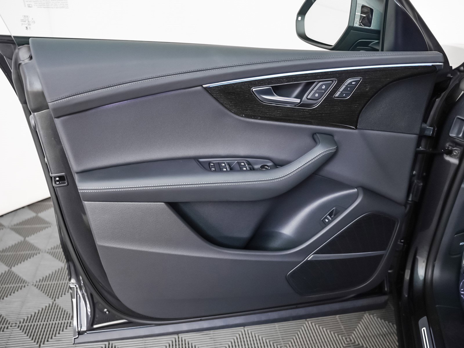 New 2026 Audi Q8 Prestige image 24