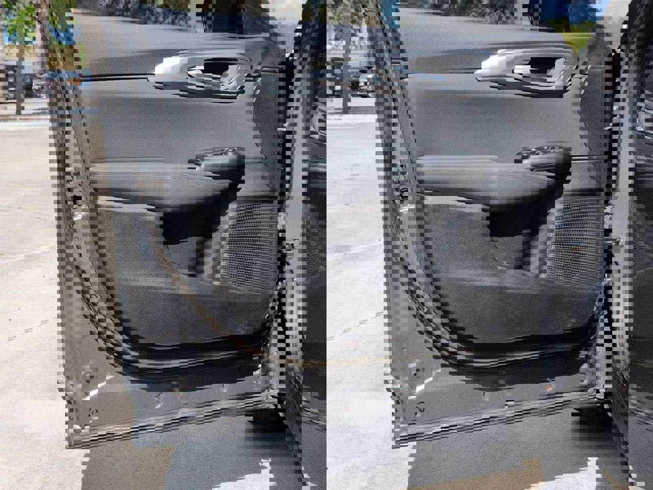 Used 2024 Alfa Romeo Tonale Ti w/ Premium Interior Package image 8