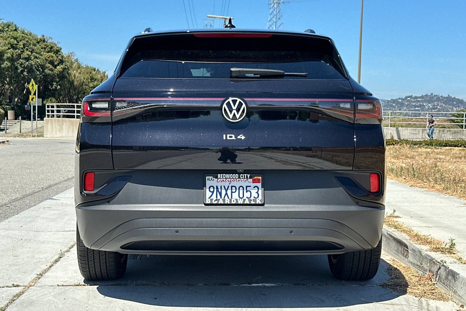 Used 2024 Volkswagen ID.4 2WD image 5