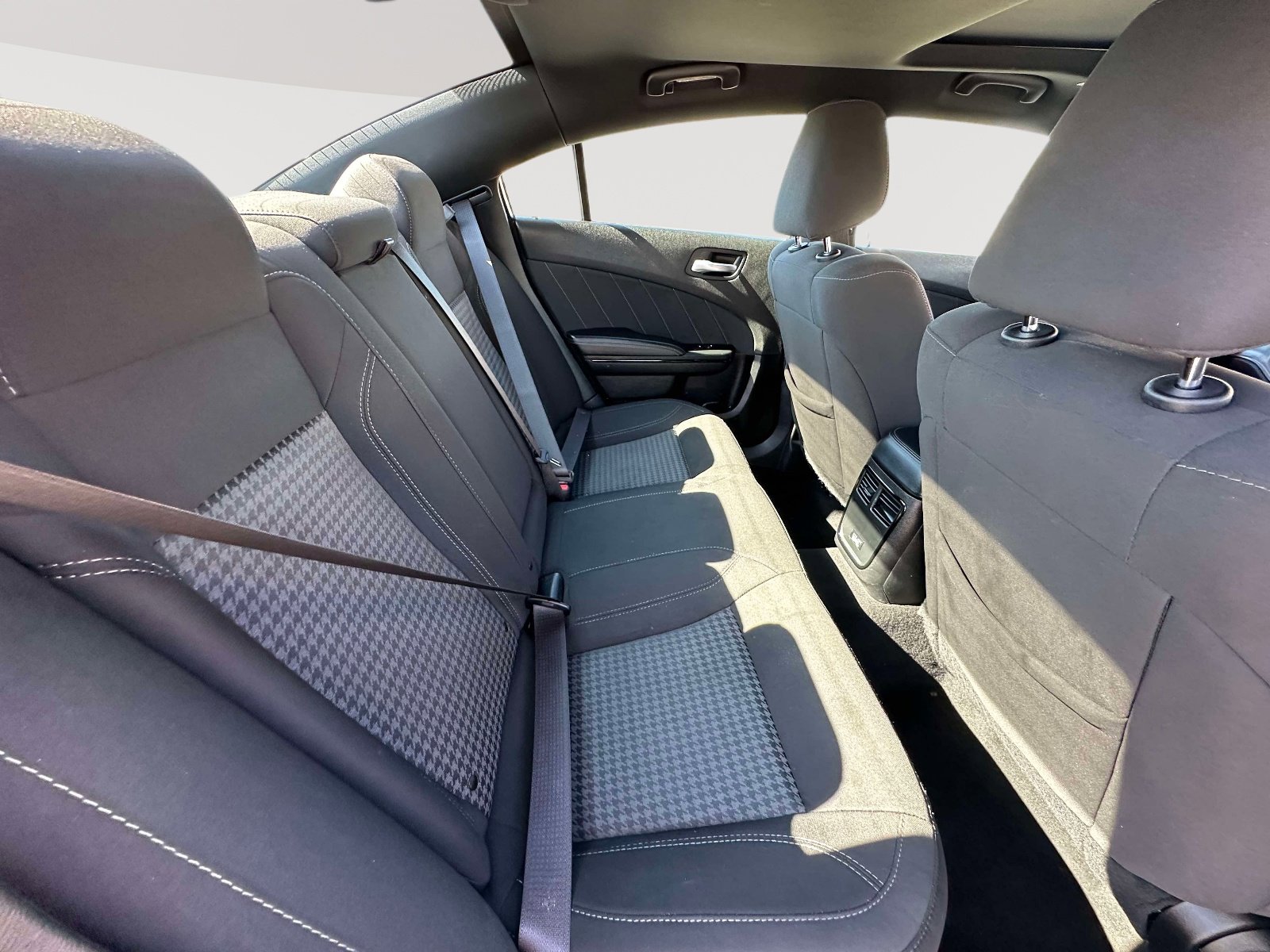 Used 2023 Dodge Charger SXT w/ Blacktop Package image 25