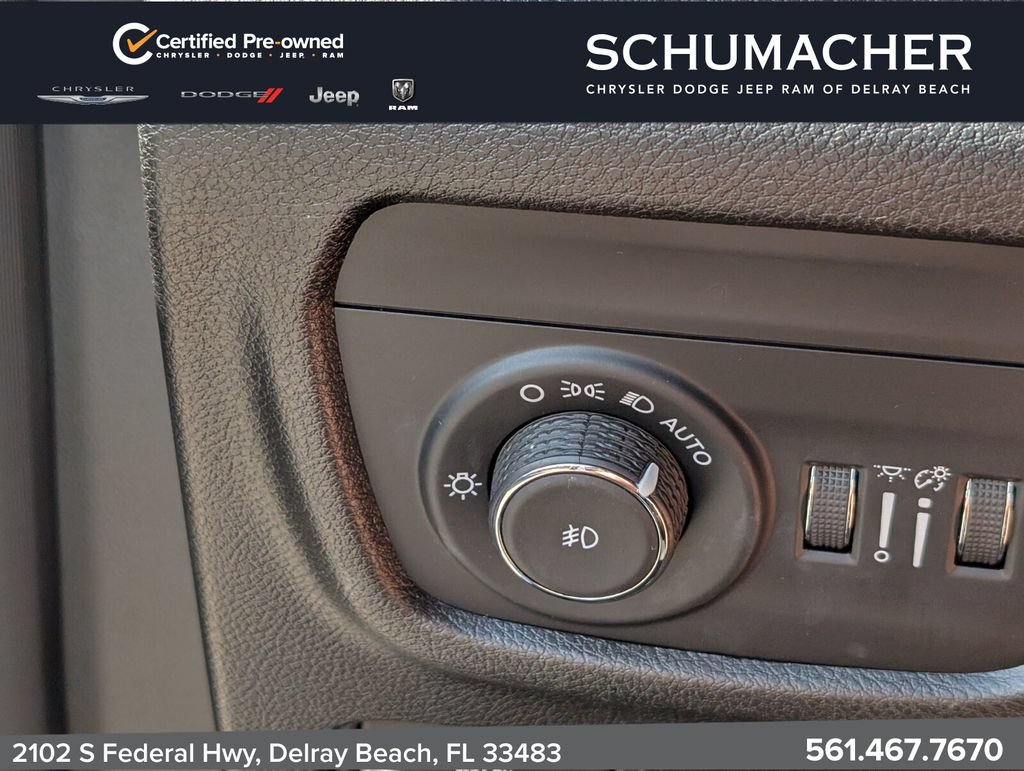 Certified 2024 Jeep Grand Cherokee Limited AWD/4WD image 30