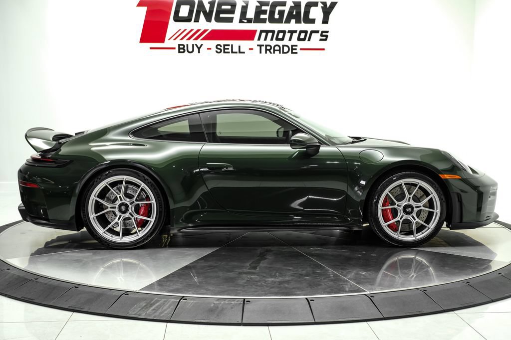 Used 2026 Porsche 911 GT3 RWD image 5