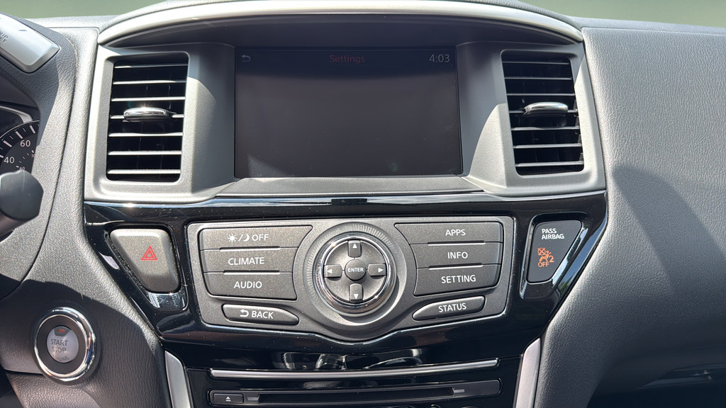 Used 2019 Nissan Pathfinder S AWD/4WD image 27