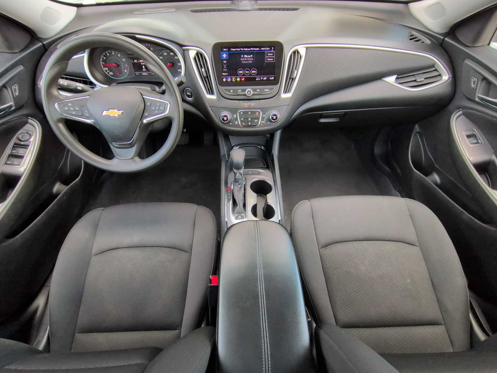 Used 2023 Chevrolet Malibu LT FWD image 15