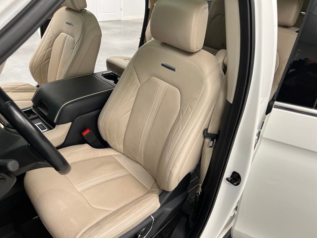 Used 2023 Ford Expedition Max Platinum image 9