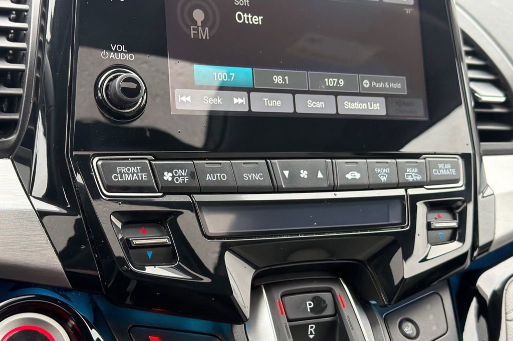 Used 2023 Honda Odyssey Touring image 21