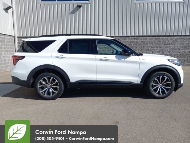 New 2026 Ford Explorer ST-Line image 2