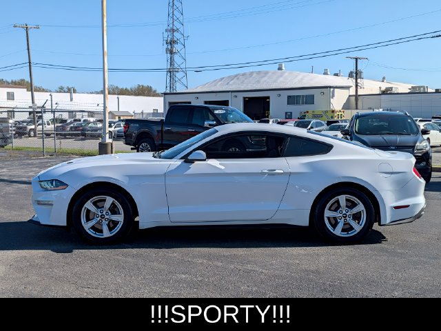 Used 2020 Ford Mustang Coupe RWD image 5