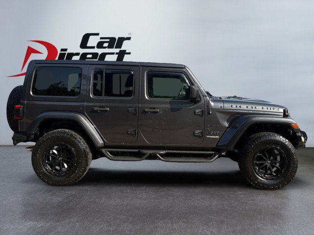 Used 2018 Jeep Wrangler Unlimited Sahara w/ Dual Top Group AWD/4WD image 13