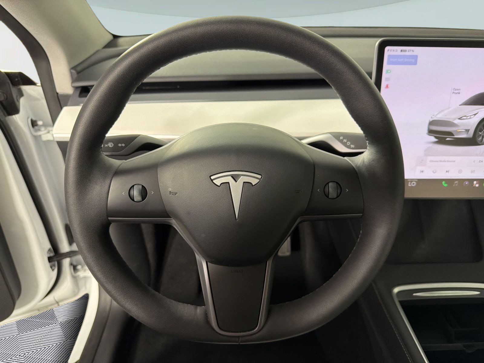 Used 2024 Tesla Model Y Long Range AWD/4WD image 11