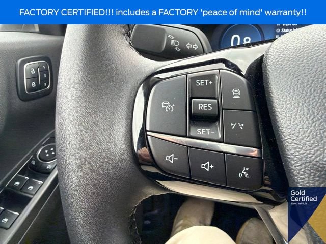 Used 2025 Ford Escape Platinum AWD/4WD image 50