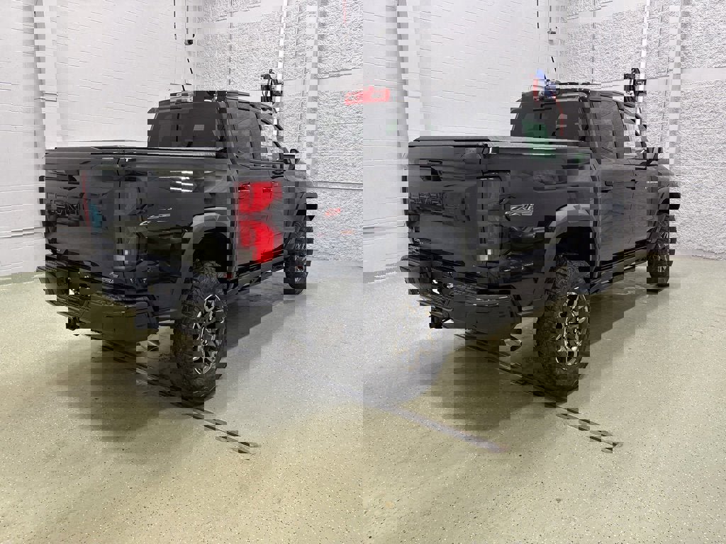 New 2026 Chevrolet Colorado ZR2 w/ Technology Package image 3