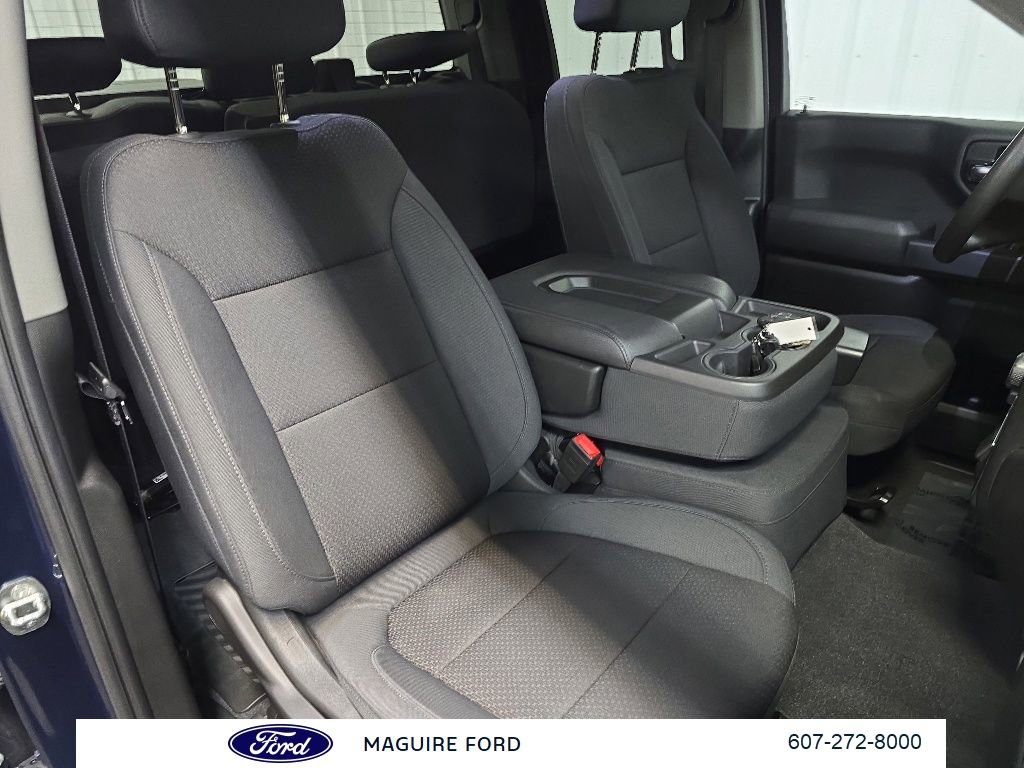 Used 2020 Chevrolet Silverado 1500 Custom Trail Boss w/ Custom Convenience Package AWD/4WD image 17
