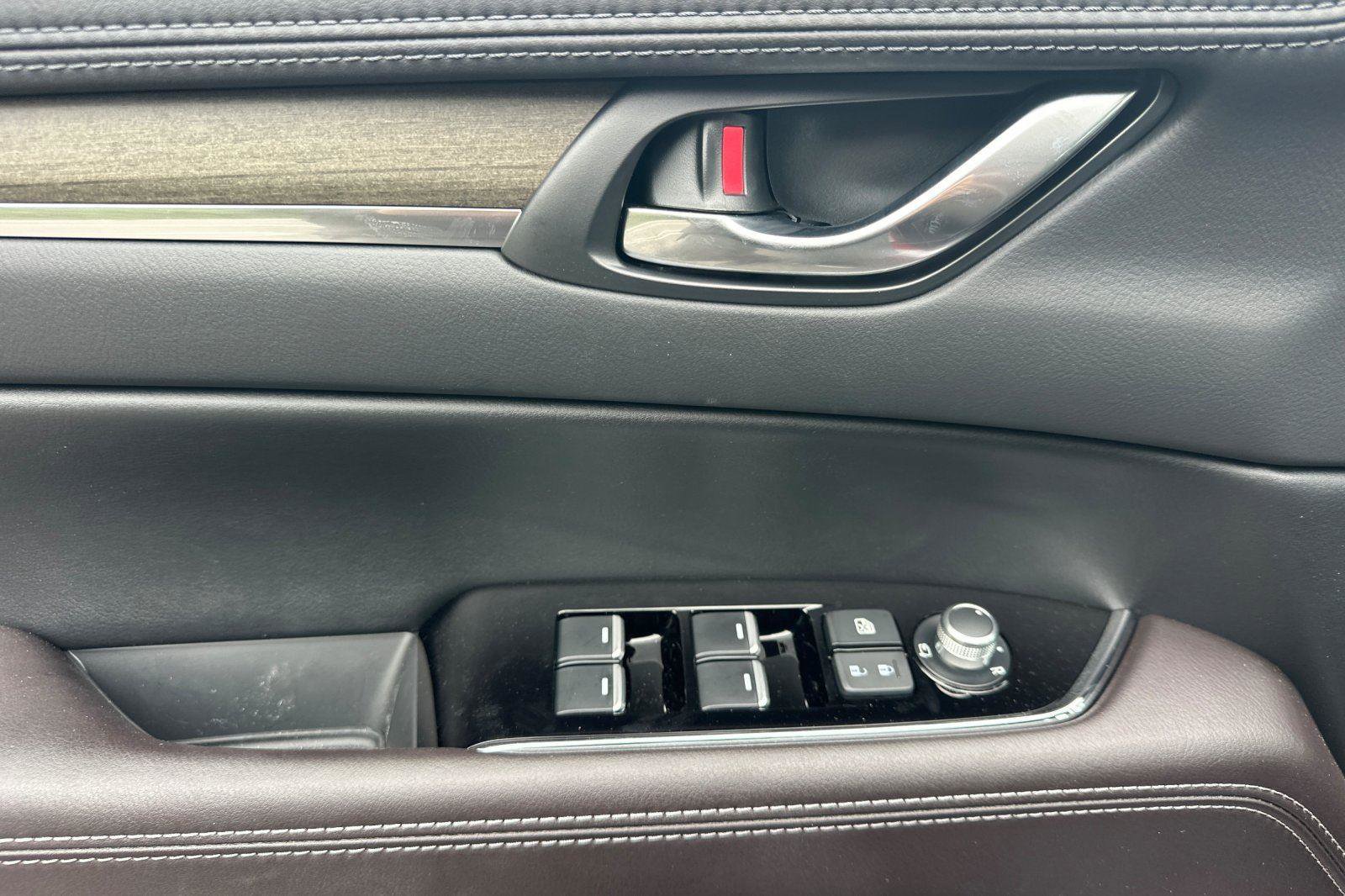 New 2025 MAZDA CX-5 Signature image 10