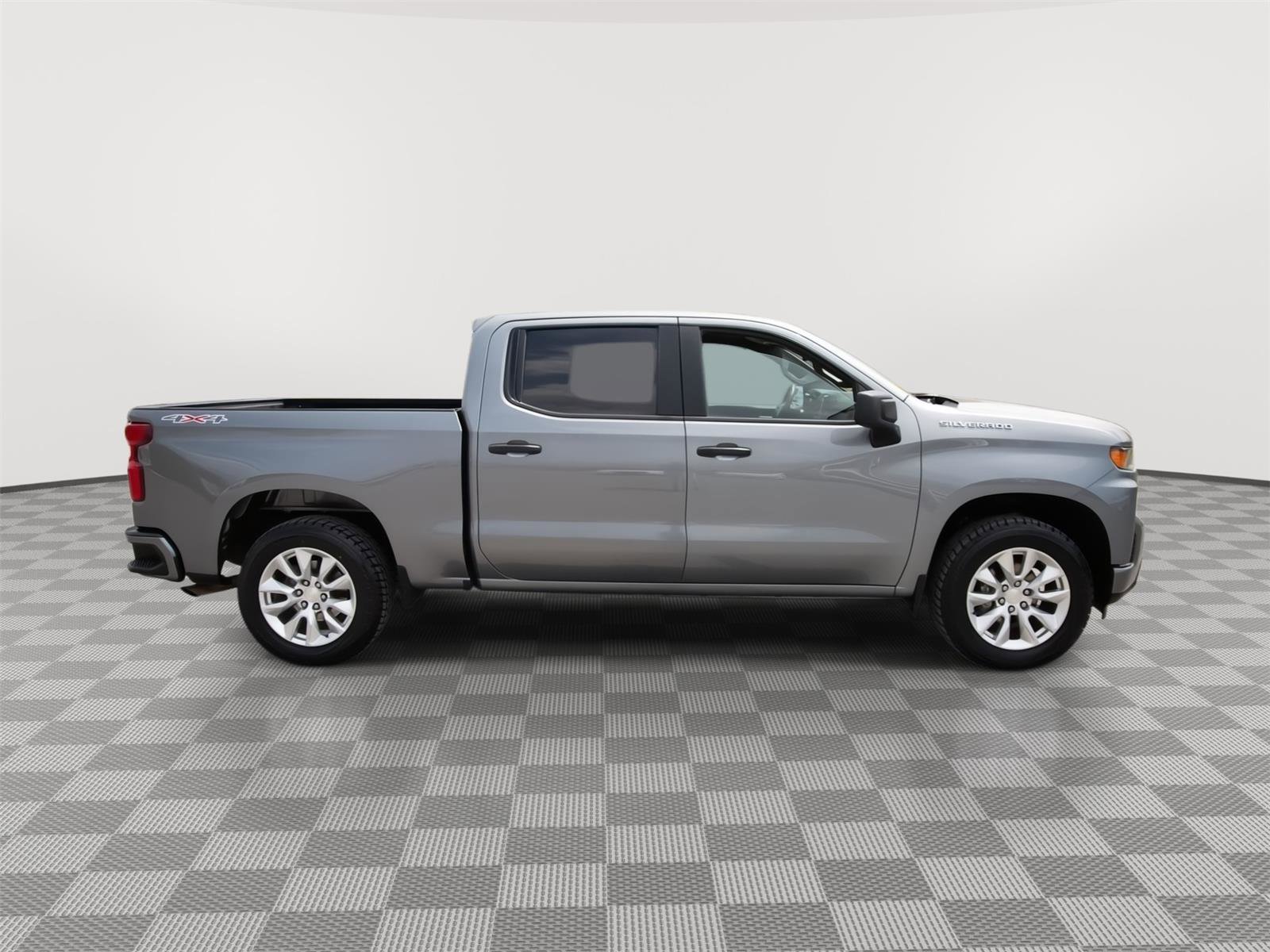 Used 2021 Chevrolet Silverado 1500 Custom AWD/4WD image 4