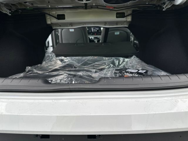 Certified 2025 Hyundai Elantra Blue image 22