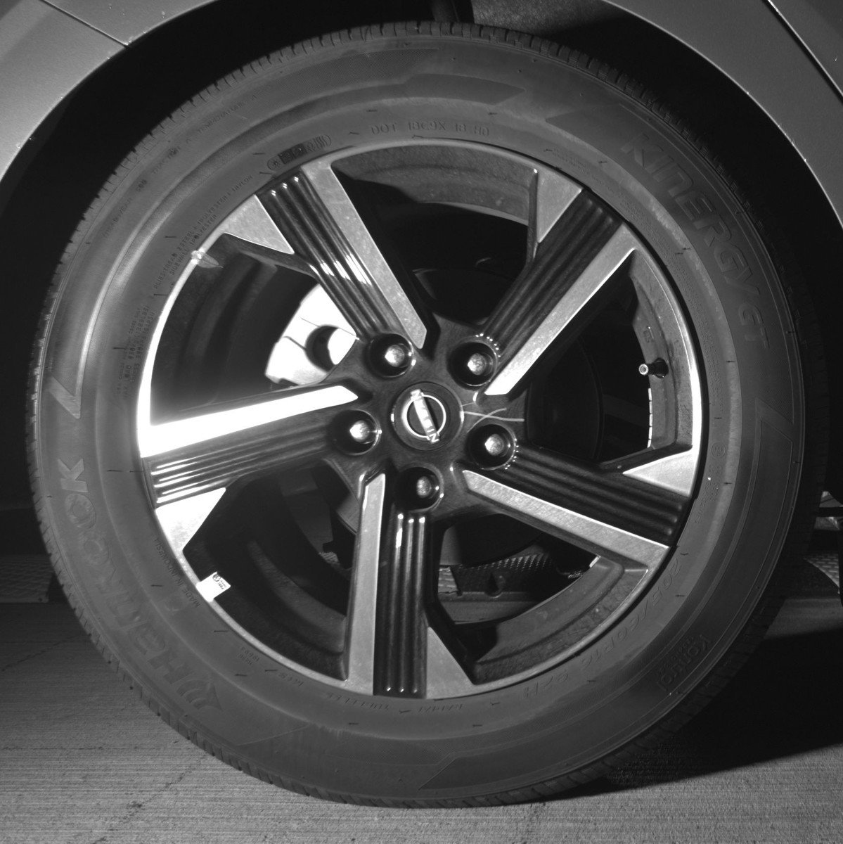 Used 2025 Nissan Sentra SV FWD image 15