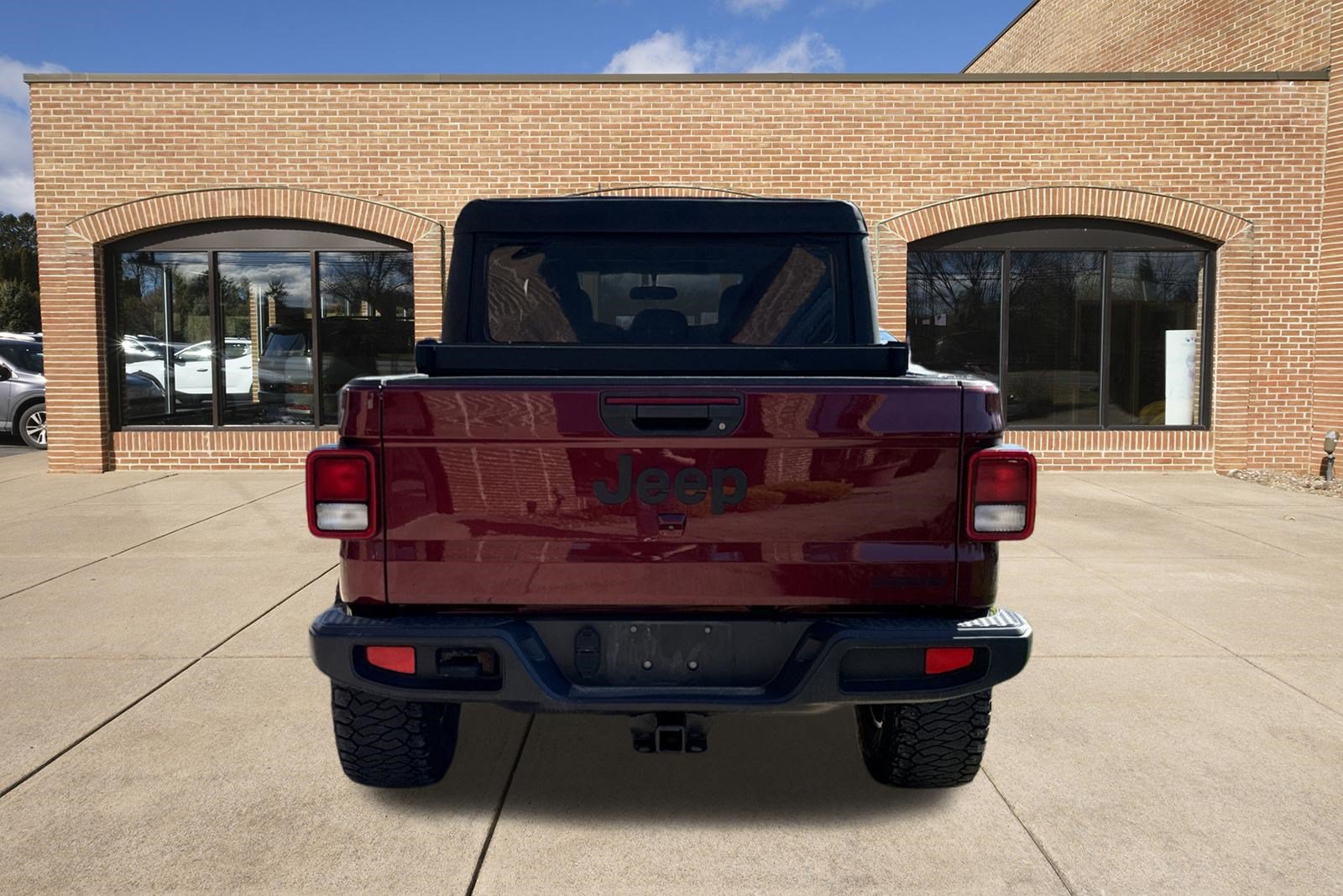 Used 2021 Jeep Gladiator Sport w/ Trailer Tow Package AWD/4WD image 7