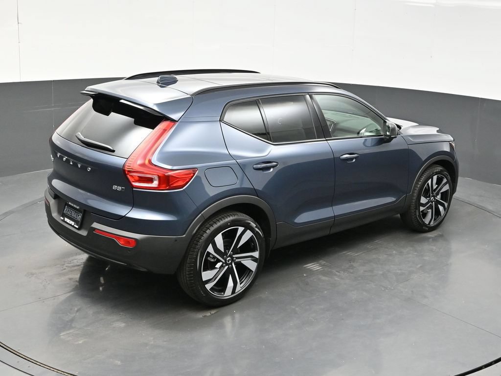 New 2026 Volvo XC40 B5 Ultra w/ Protection Package Premier AWD/4WD image 36