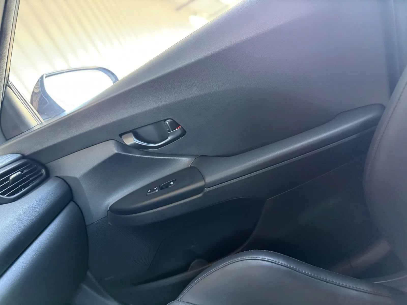 Used 2022 Hyundai Veloster N FWD image 36