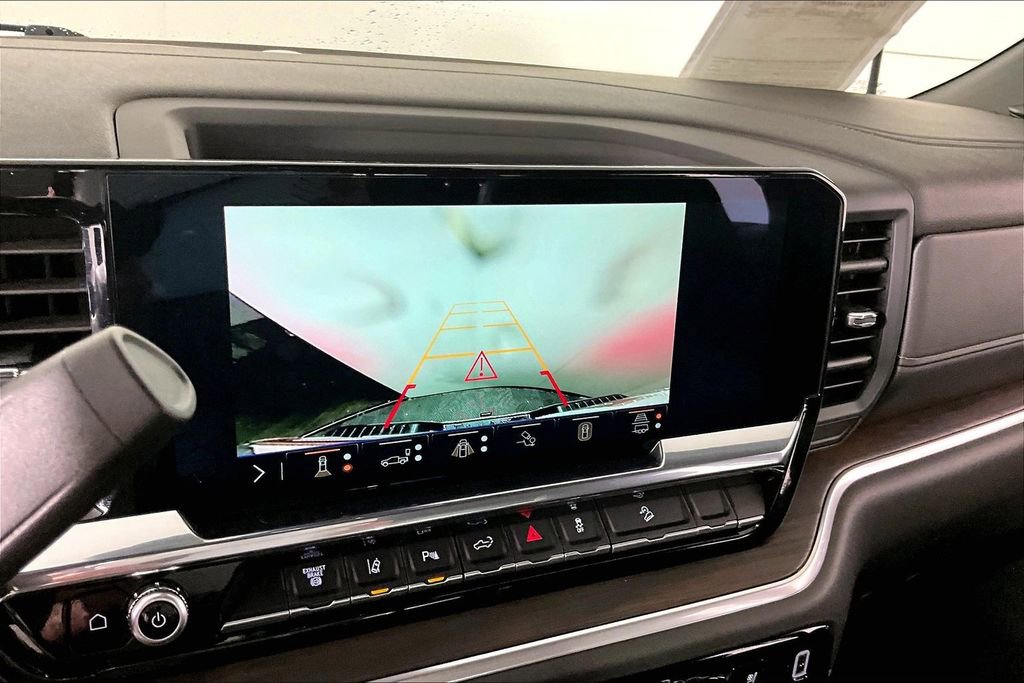 Used 2024 GMC Sierra 2500 SLT w/ SLT Premium Package image 15