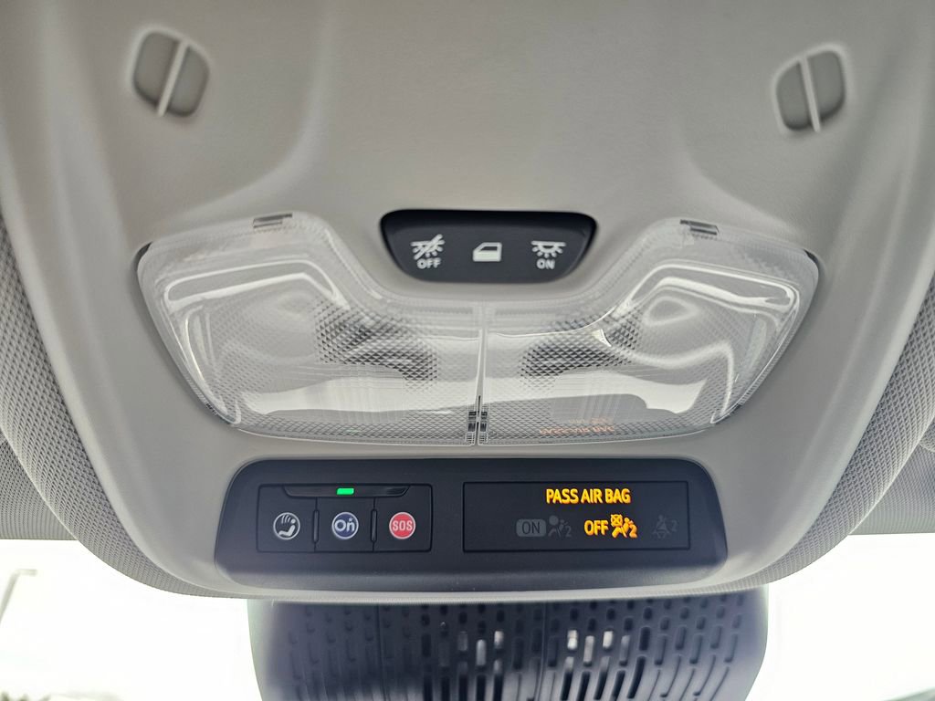 New 2027 Chevrolet Bolt RS FWD image 31