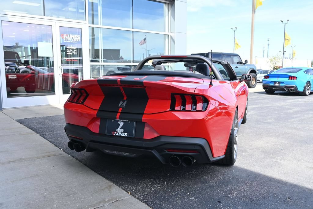 New 2026 Ford Mustang GT Premium w/ GT Performance Package RWD image 6