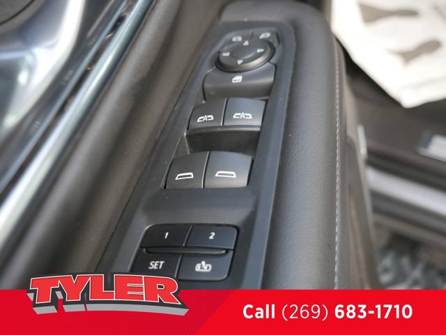 Used 2021 Chevrolet Suburban Z71 AWD/4WD image 25