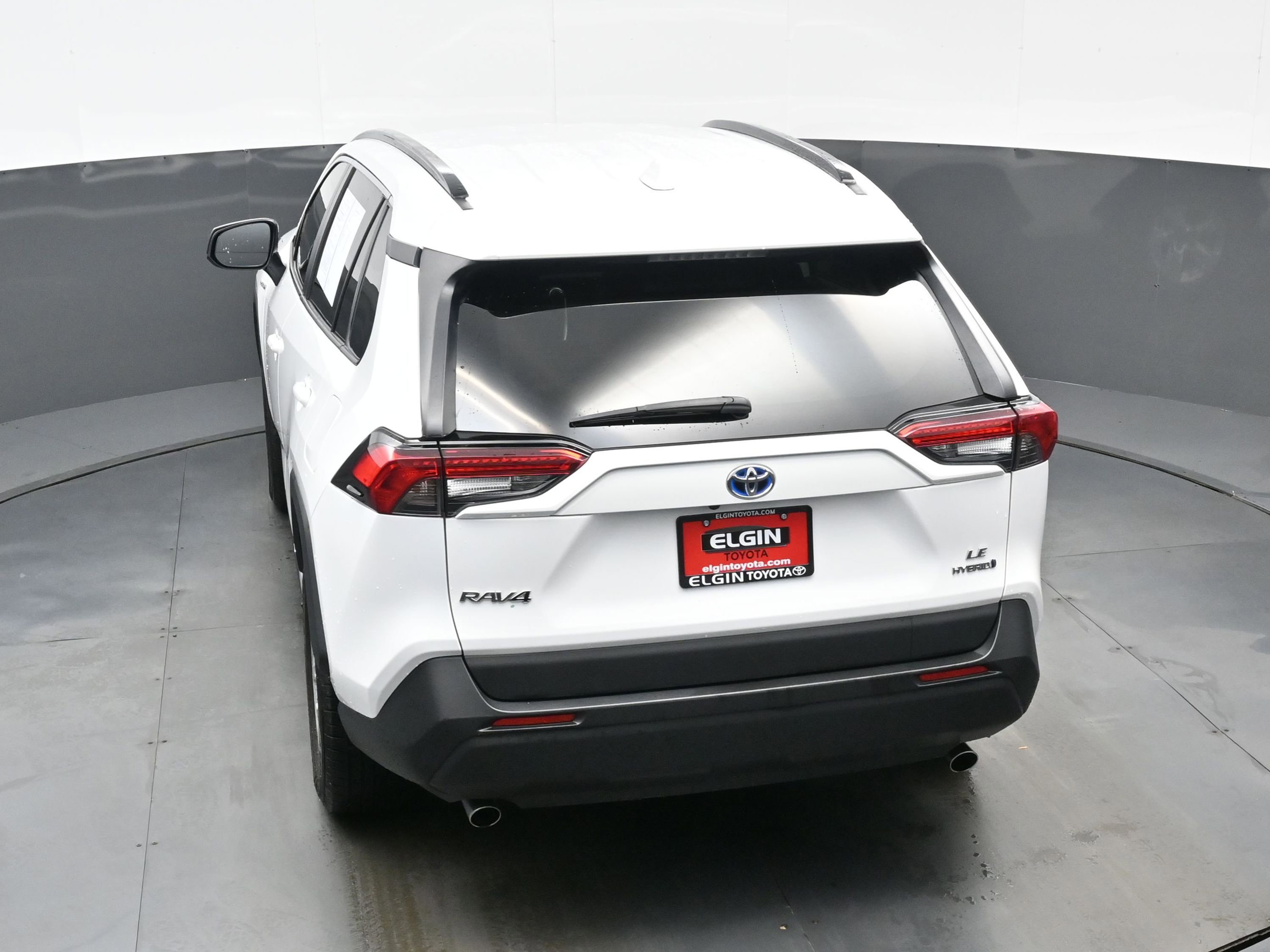 Used 2021 Toyota RAV4 LE AWD/4WD image 37
