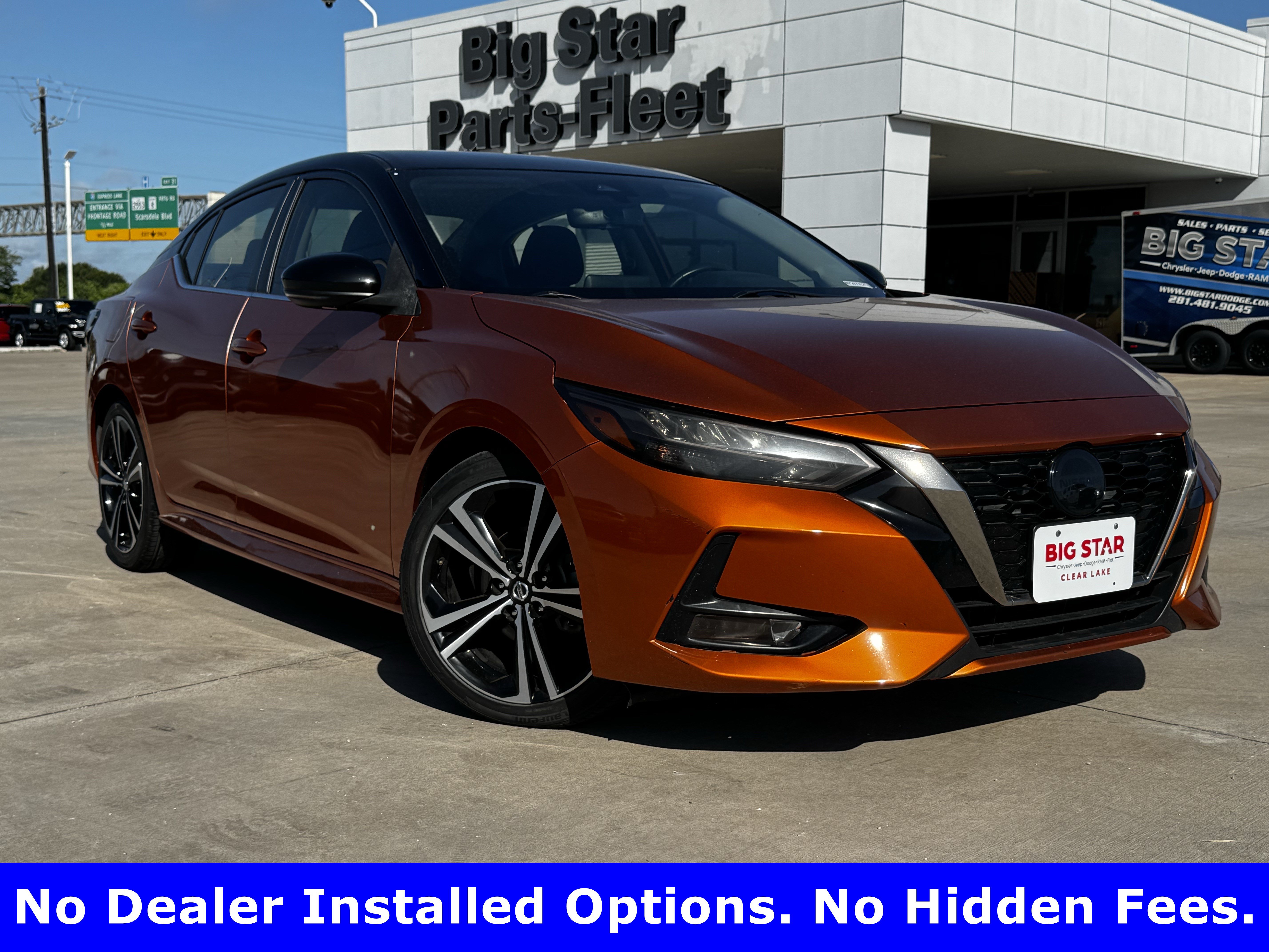 Used 2022 Nissan Sentra SR w/ Electronics Package FWD image 2