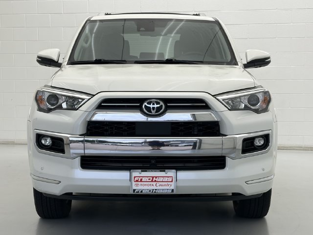 Used 2022 Toyota 4Runner Limited RWD image 3