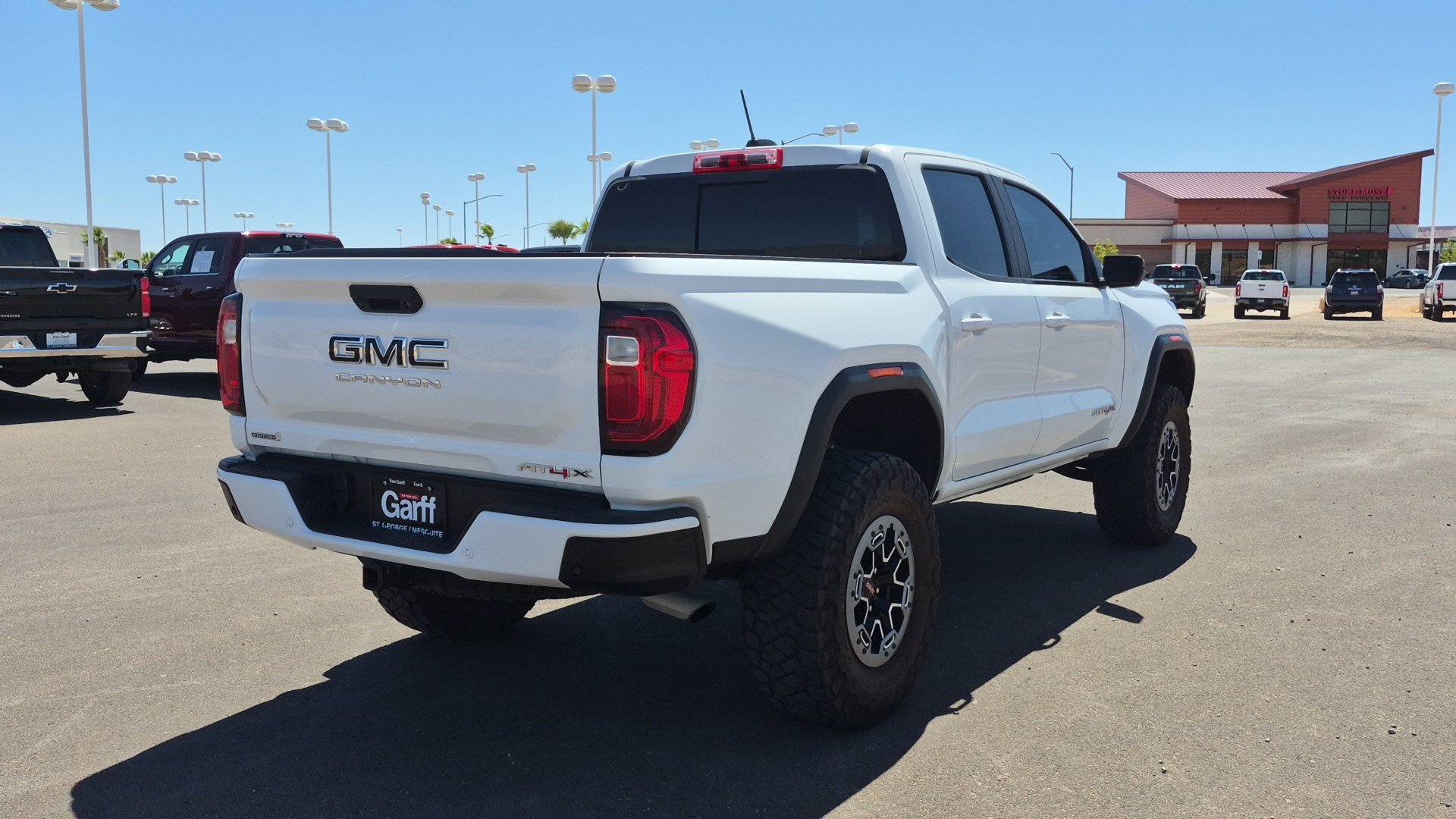 Used 2023 GMC Canyon AT4X w/ Edition 1 AWD/4WD image 3